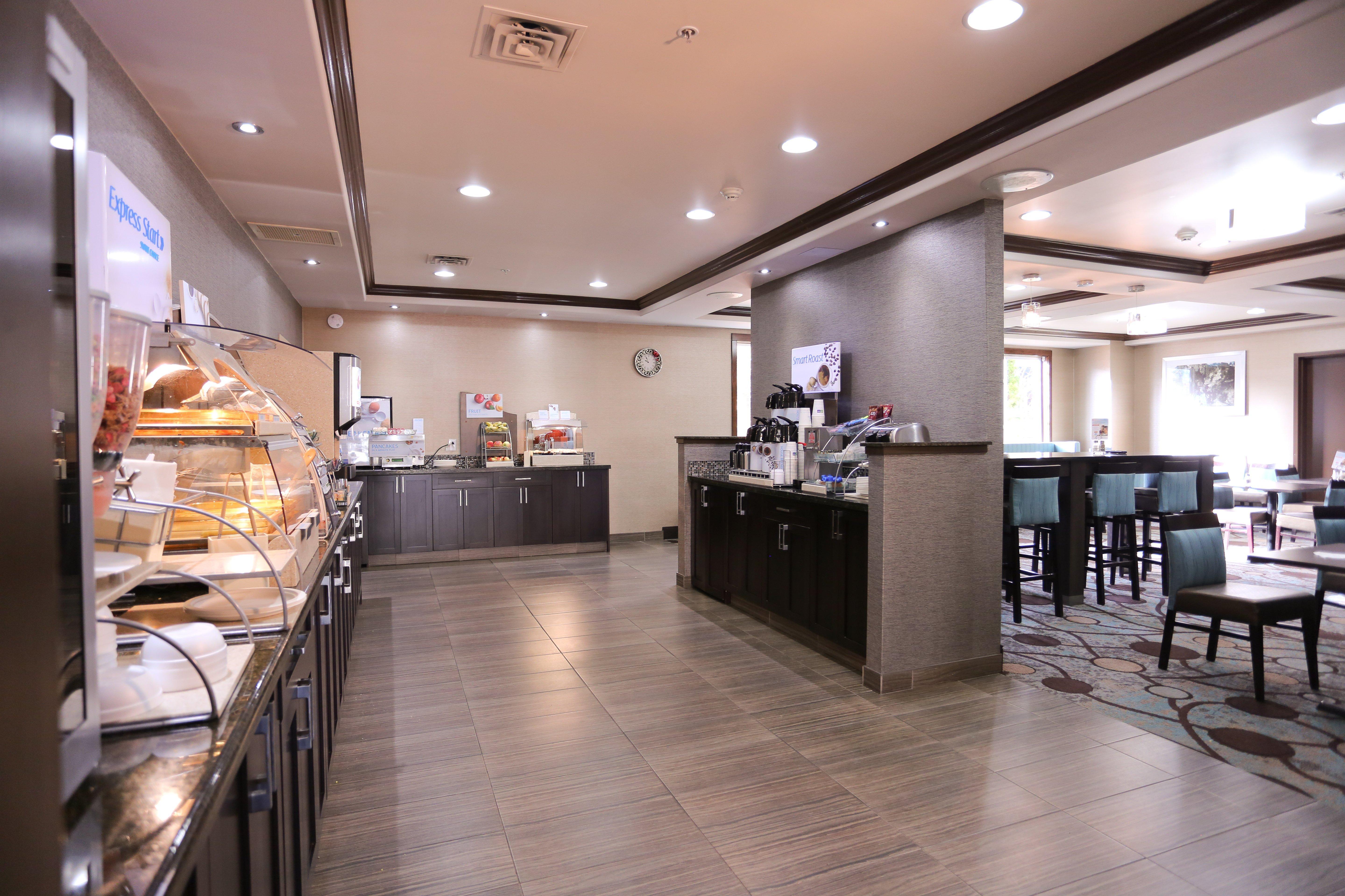 Express & By Ihg Hotel 3*