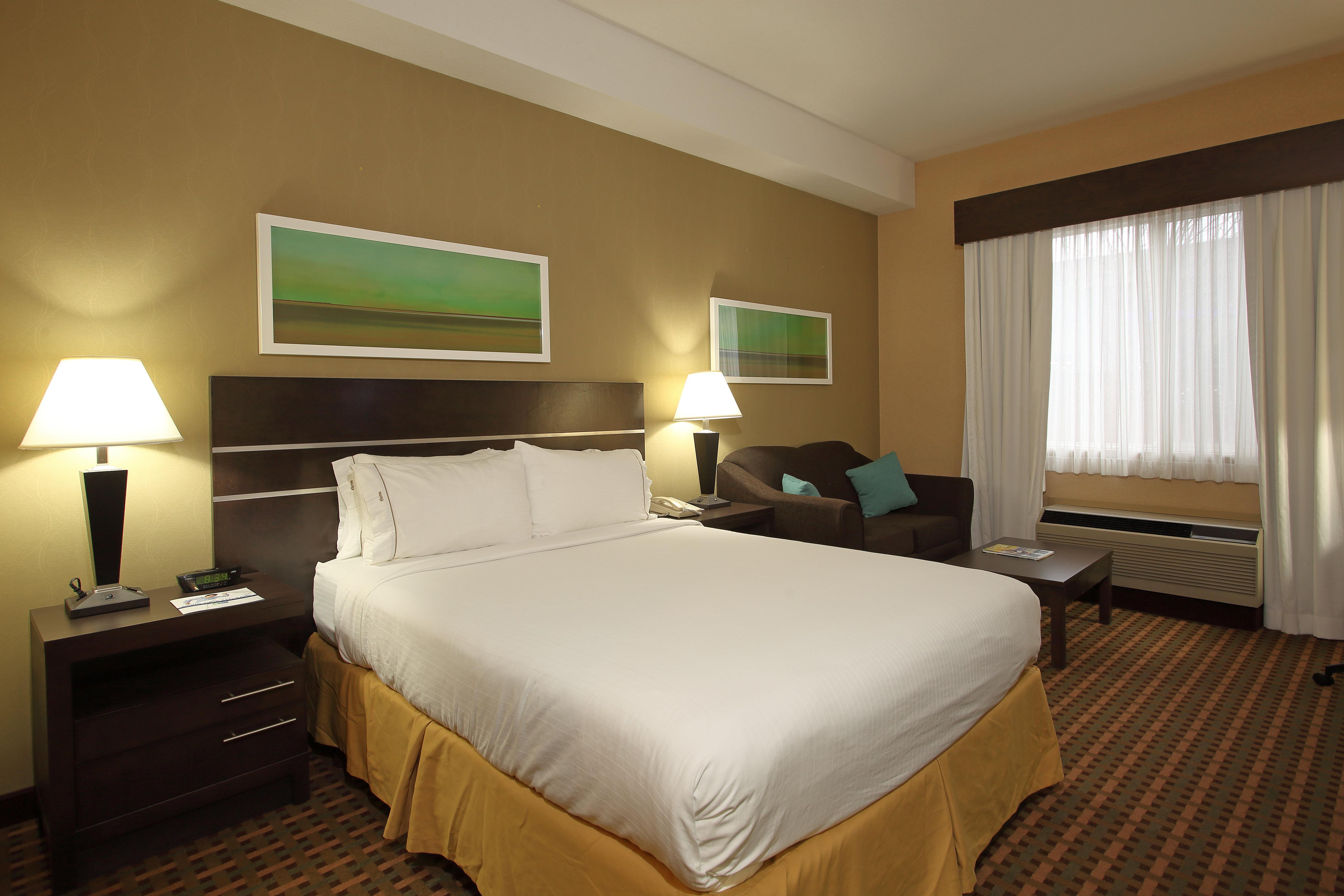 Hotel Express & By Ihg